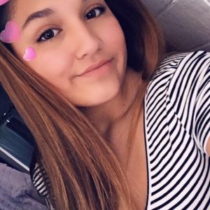 Meet your Posher, Maya